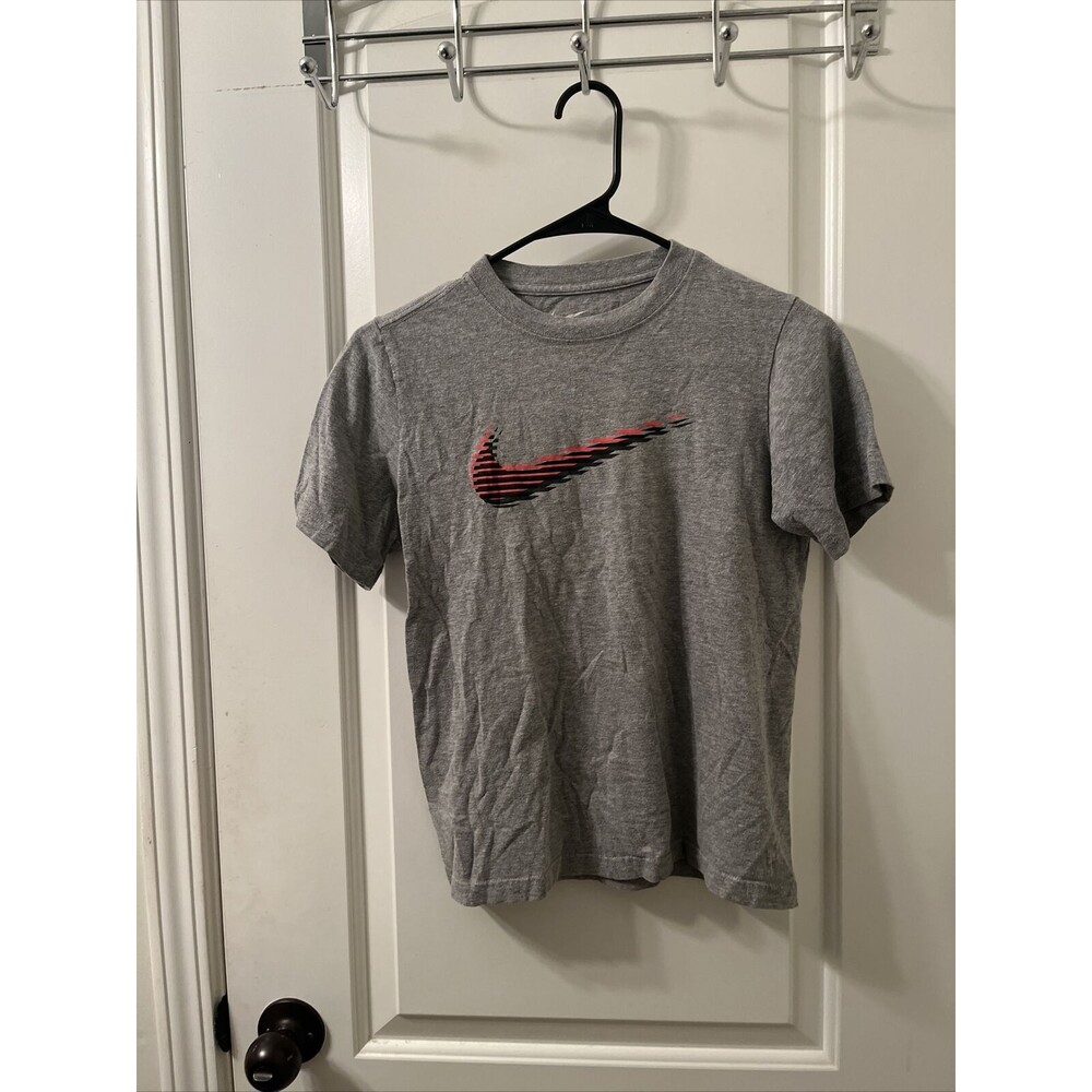 Nike Boys Graphic Short Sleeve T-Shirt Size M Gray